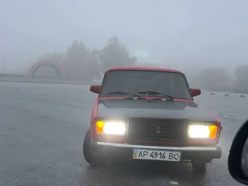 Авто ВАЗ 2107 1998 № 8217699
