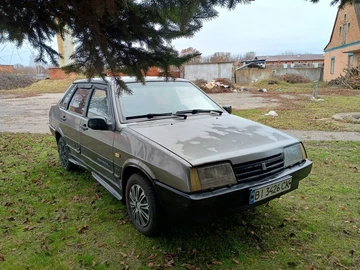 Авто ВАЗ 21099 1992 № 8217908