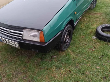 Авто ВАЗ 21099 1999 № 8217915