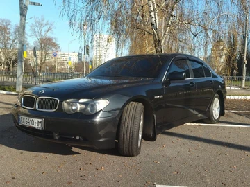 Авто BMW 7 Серия 2002 № 8217937