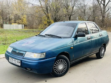 Авто ВАЗ 2110 2000 № 8218131