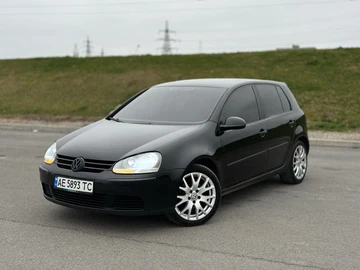 Авто Volkswagen Golf 2004 № 8218141