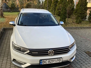 Авто Volkswagen Passat Variant 2016 № 8218196