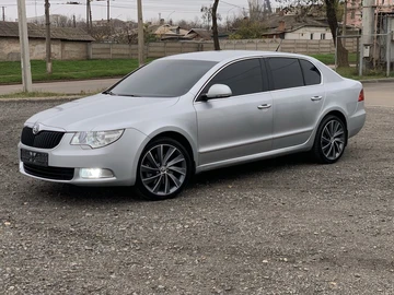 Авто Skoda Superb 2009 № 8218197