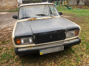 Авто ВАЗ 2107 1986 № 8218251