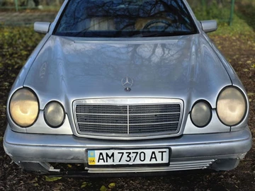 Авто Mercedes 220 1997 № 8218367