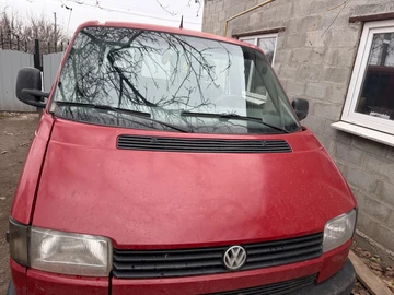 Авто Volkswagen Transporter 1994 № 8218402