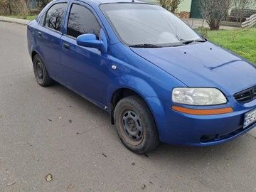 Авто Chevrolet Aveo 2004 № 8218419