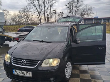 Авто Volkswagen Touran 2004 № 8218859