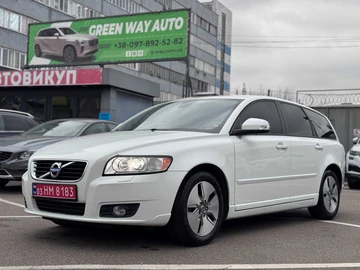 Авто Volvo V50 2011 № 8218909