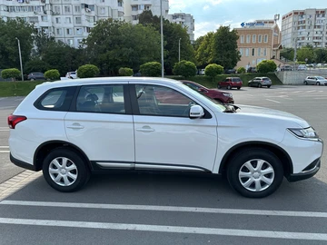 Авто Mitsubishi Outlander 2019 № 8218923