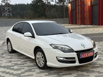 Авто Renault Laguna 2015 № 8218947