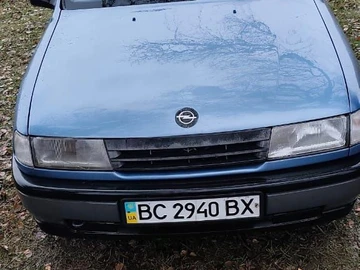 Авто Opel Vectra 1989 № 8219084