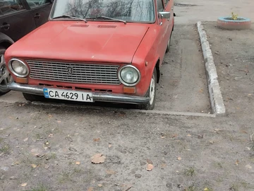 Авто ВАЗ 2101 1983 № 8219308