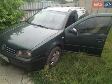 Авто Volkswagen Golf 1999 № 8219362