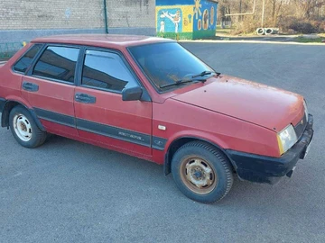 Авто ВАЗ 21099 1998 № 8219469