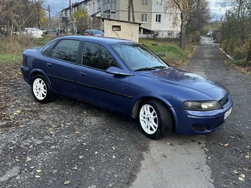 Авто Opel Vectra 1998 № 8219504