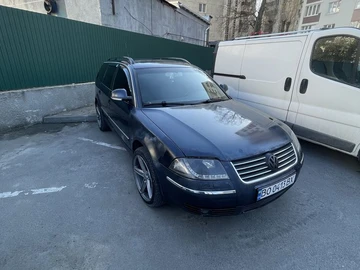 Авто Volkswagen Passat Variant 2003 № 8219528