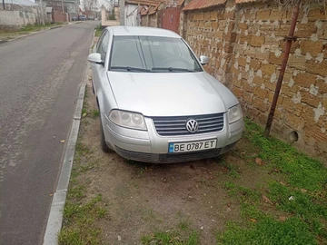 Авто Volkswagen Passat Sedan 2004 № 8219860