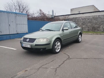 Авто Volkswagen Passat Sedan 2001 № 8219928