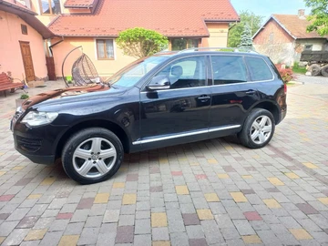 Авто Volkswagen Touareg 2009 № 8220161