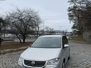 Авто Volkswagen Touran 2009 № 8220183