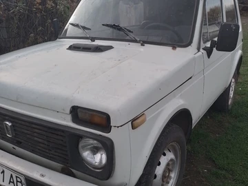 Авто ВАЗ 2121 1994 № 8220228