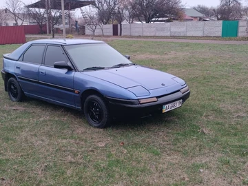 Авто Mazda 323 1988 № 8220379