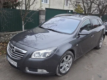 Авто Opel Insignia 2010 № 8220392