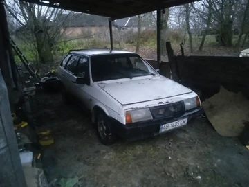 Авто ВАЗ 2109 1988 № 8220425