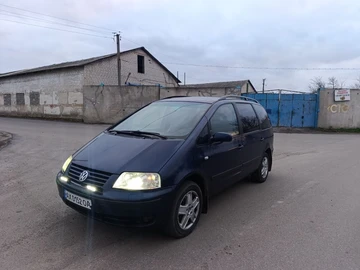Авто Volkswagen Sharan 2004 № 8220578