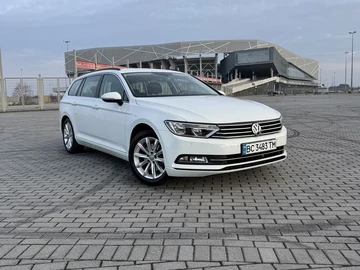Авто Volkswagen Passat Variant 2018 № 8220603