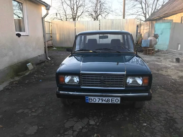 Авто ВАЗ 2107 2002 № 8220614
