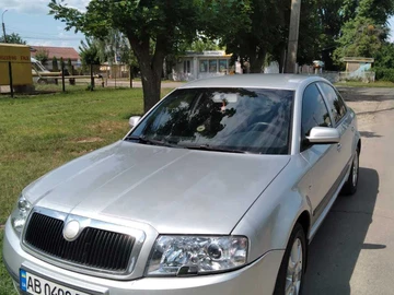 Авто Skoda Superb 2003 № 8220665