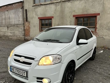 Авто Chevrolet Aveo 2008 № 8220675