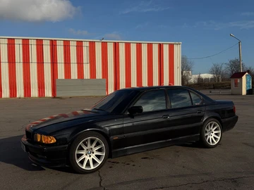 Авто BMW 7 Серия 1995 № 8220765