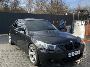 Авто BMW 5 Серия 2003 № 8220810