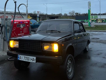 Авто ВАЗ 2107 2001 № 8220955