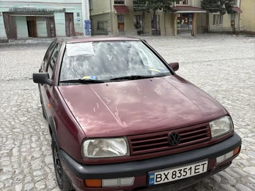 Авто Volkswagen Vento 1993 № 8221014