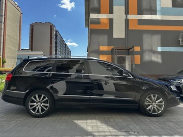 Авто Volkswagen Passat Variant 2009 № 8221108