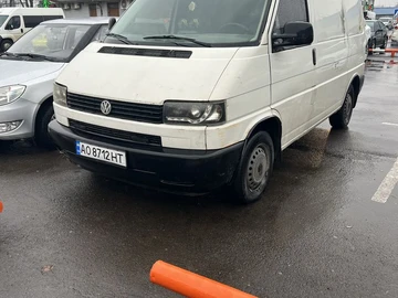 Авто Volkswagen Transporter 2000 № 8221282
