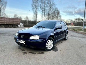 Авто Volkswagen Golf 2000 № 8221310