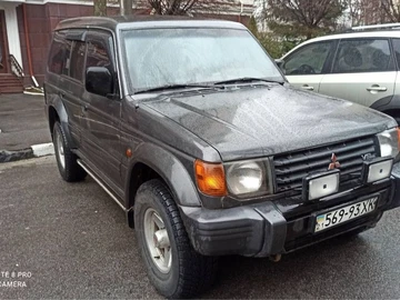 Авто Mitsubishi Pajero 1994 № 8221320