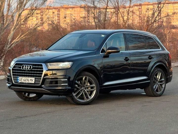 Авто Audi Q7 2018 № 8221339