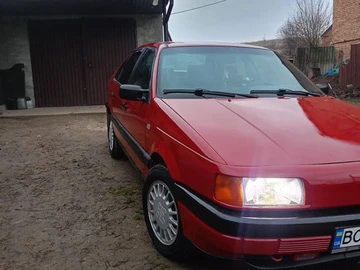 Авто Volkswagen Passat Sedan 1991 № 8221364