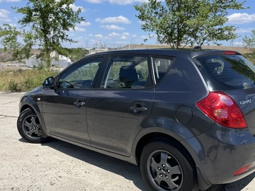 Авто KIA Cee X27 D 2008 № 8221580