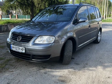 Авто Volkswagen Touran 2006 № 8221640