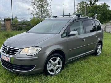 Авто Volkswagen Touran 2007 № 8221786