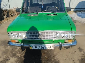 Авто ВАЗ 2103 1988 № 8221885