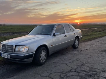 Авто Mercedes W124 1992 № 8221934